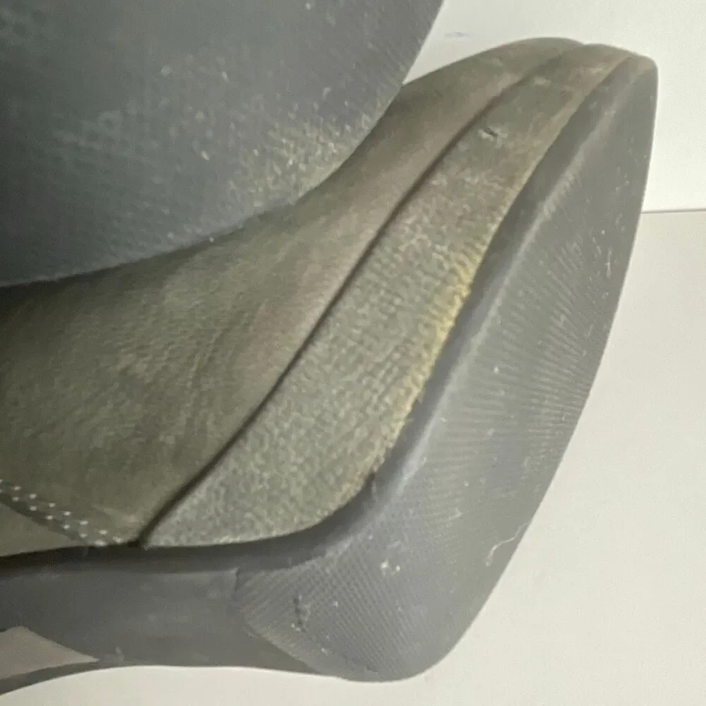 Mint Velvet Leather Grommet Accent Ankle Boots 39 Gray